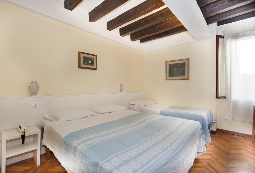Hotel San Fantin البندقية الغرفة الصورة